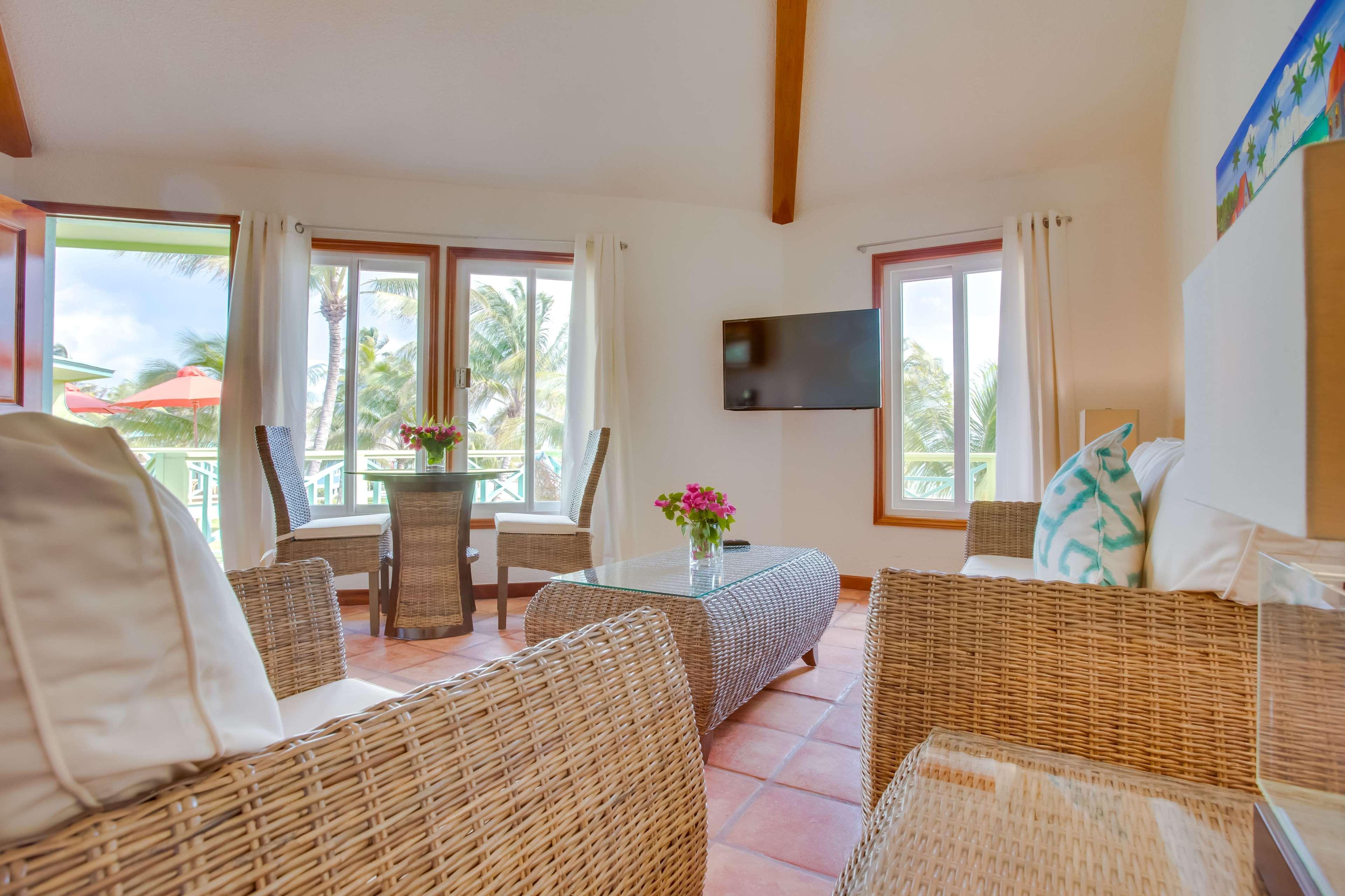 Costa Blu Beach Resort, Trademark Collection By Wyndham (Adults Only) San Pedro  Esterno foto