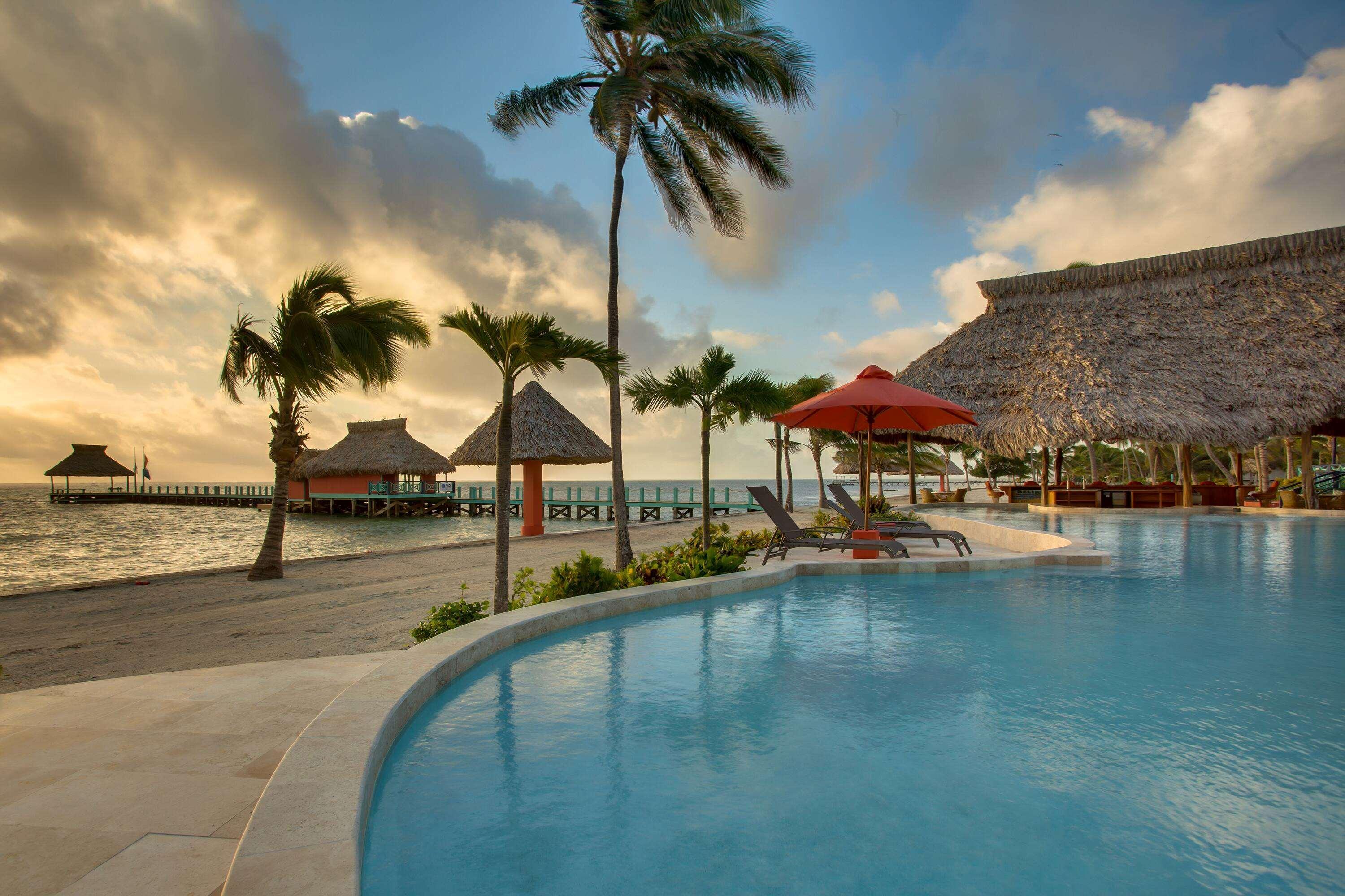 Costa Blu Beach Resort, Trademark Collection By Wyndham (Adults Only) San Pedro  Esterno foto